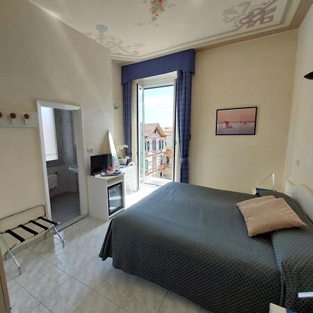 Hotel Stella Rapallo Ngoại thất bức ảnh